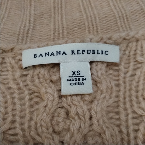 BR Wool/Angora/Cashmere Cableknit Cardigan - Picture 3 of 6